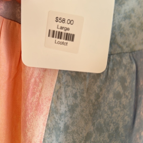 BNWT - Ruffle Detail Tank Top Blouse - Size L - Picture 5 of 5